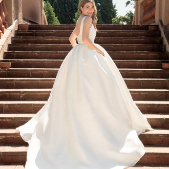 Nat Cebrián se viste de novia