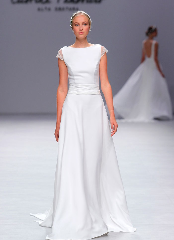 Wedding dress crep lace Cristina Tamborero